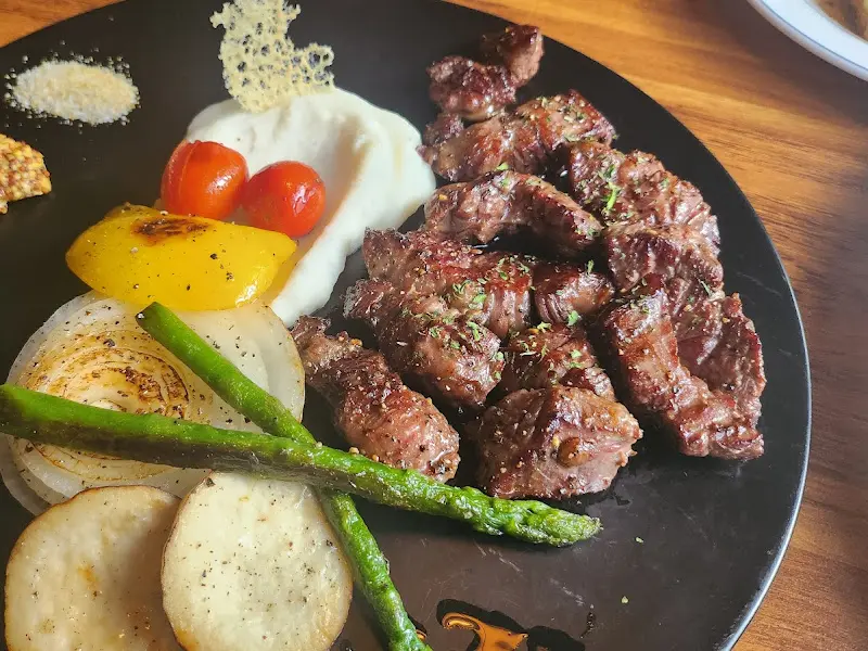 채끝등심 스테이크 근접샷