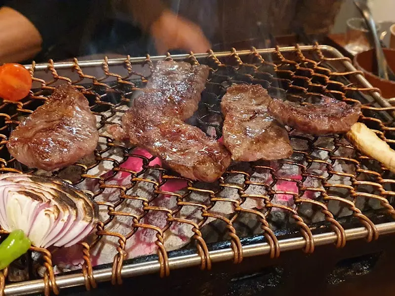 화로에 구워지는 한우