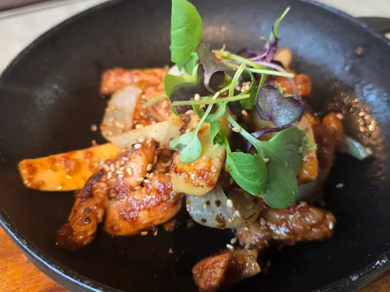 윤기가 흐르는 떡갈비