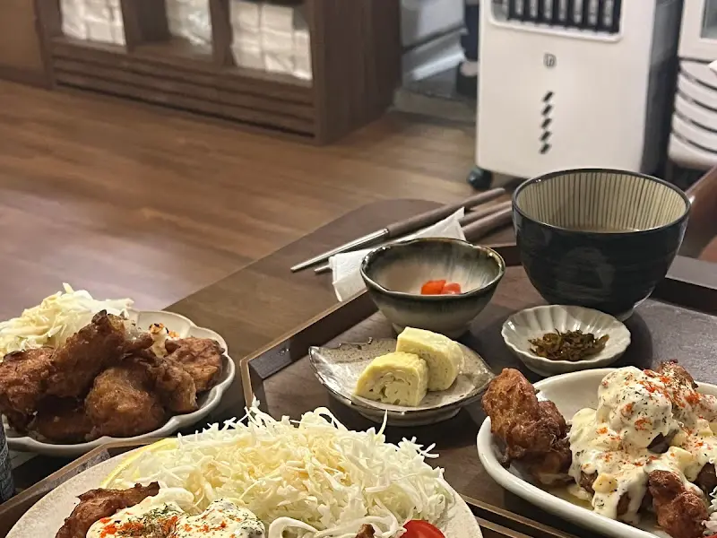 정갈하게 차려진 한 상