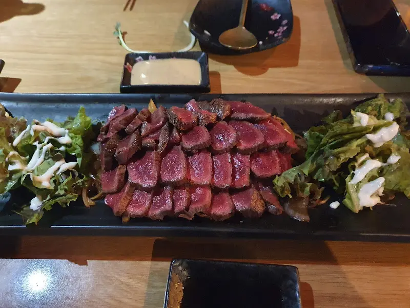 정갈하게 담긴 육회