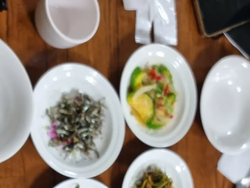 지성식당 밑반찬