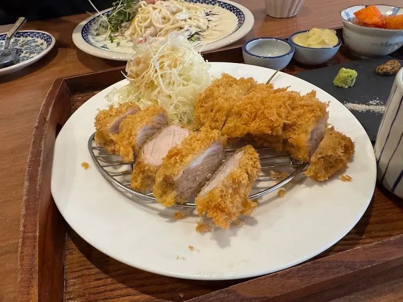 겉바속촉 안심 카츠와 크림 파스타