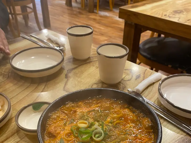뼈해장국 테이블 세팅