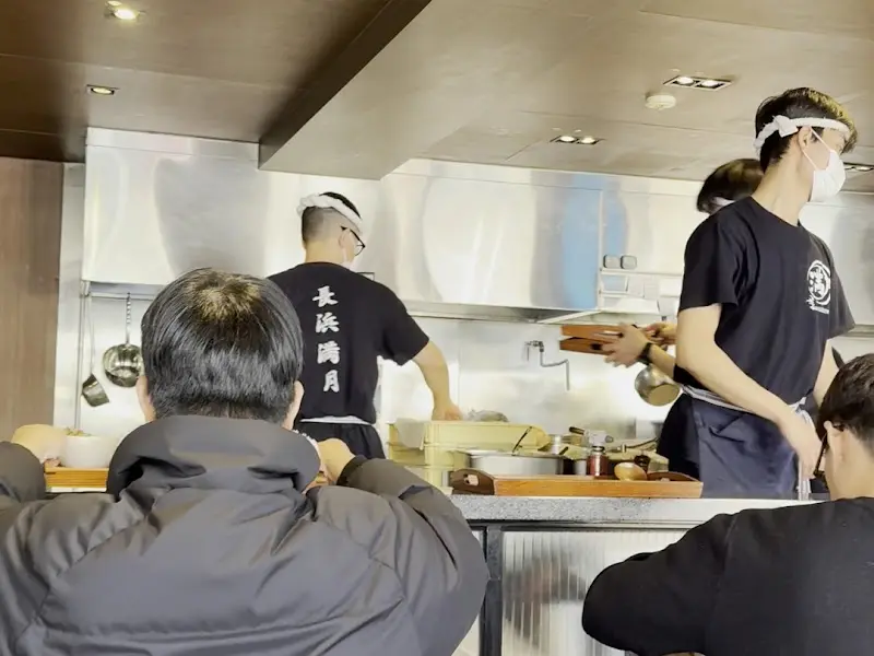 나가하마 만게츠 내부