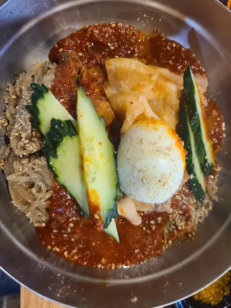 시원한 비빔냉면