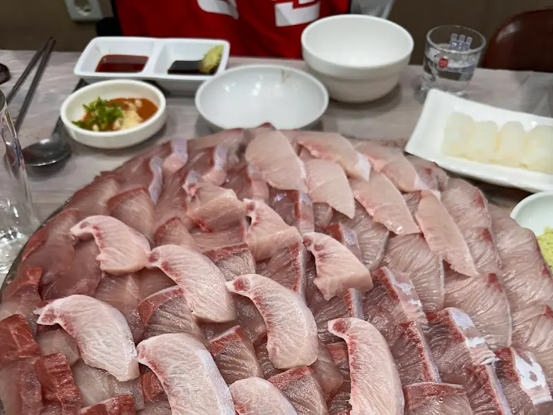 싱싱한 대방어회