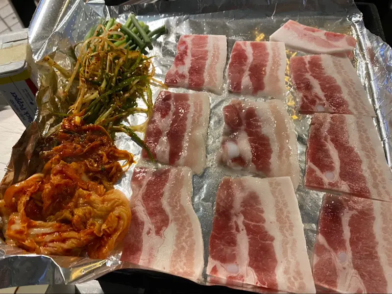 88로라라집 삼겹살과 김치