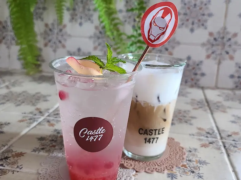 캐슬 라떼와 수제 티라미수