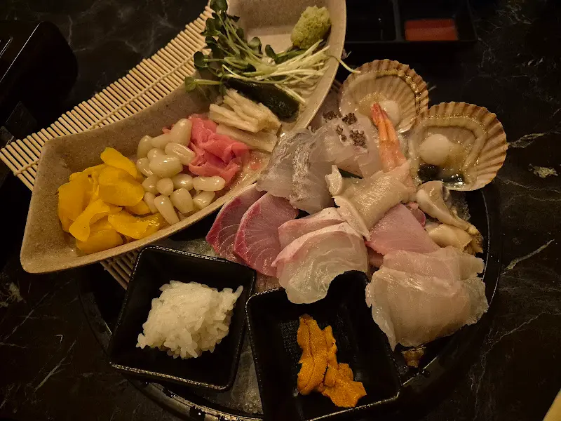 다채로운 숙성회 모듬 한 상차림