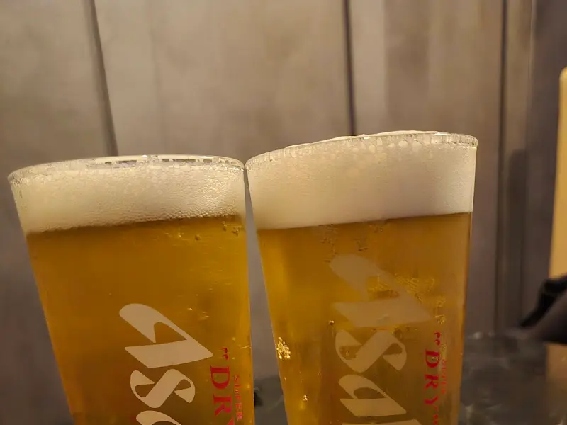 시원한 아사히 생맥주 두 잔