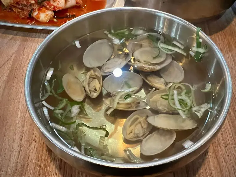 시원한 조개탕