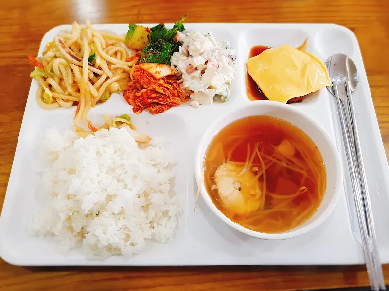 다채로운 식단 구성