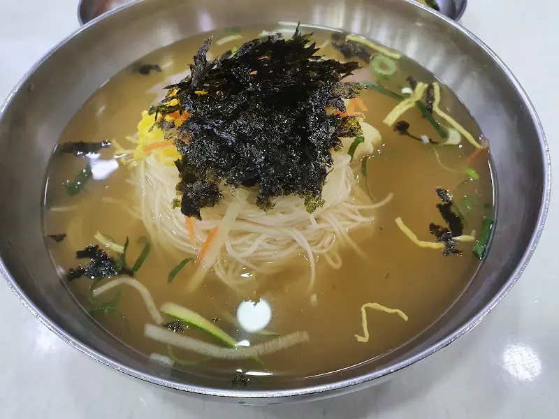 잔치국수 클로즈업