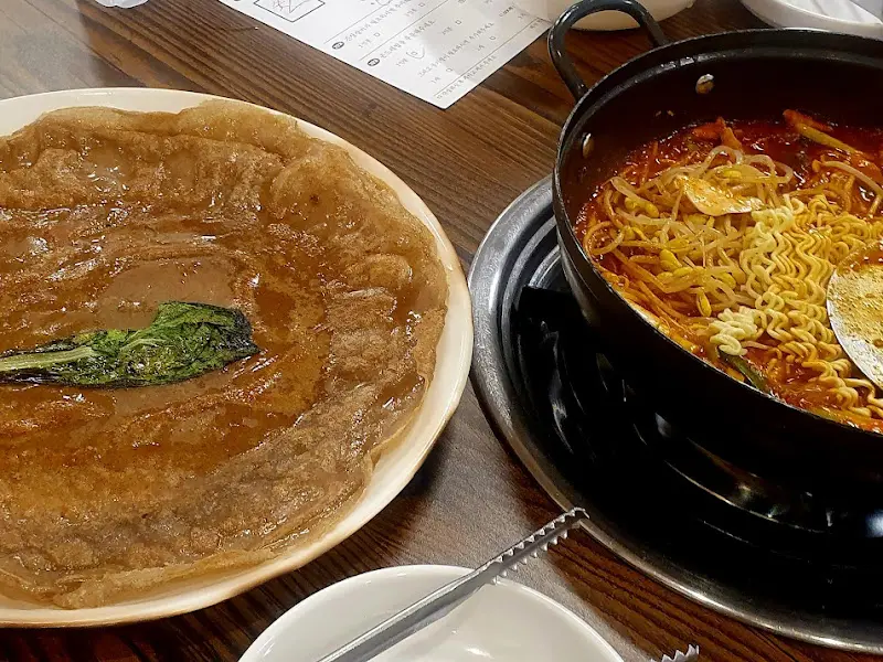 메밀전과 등갈비찜