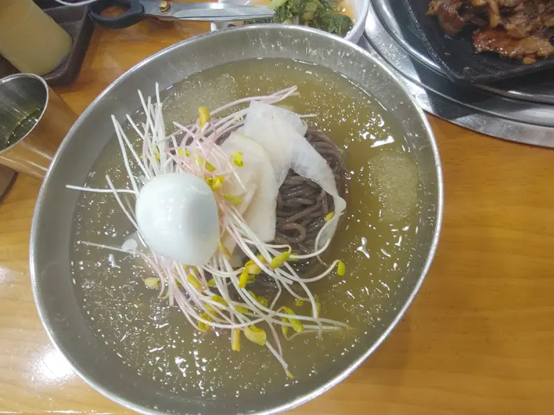 물 메밀 냉면