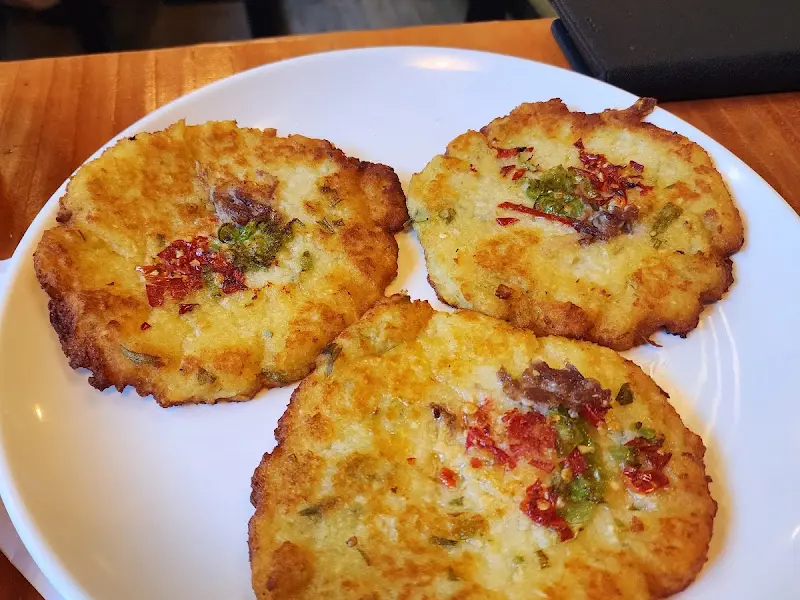 노릇하게 구워진 파전