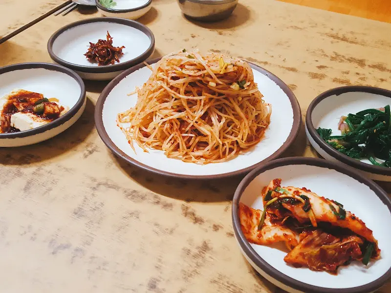 다채로운 밑반찬