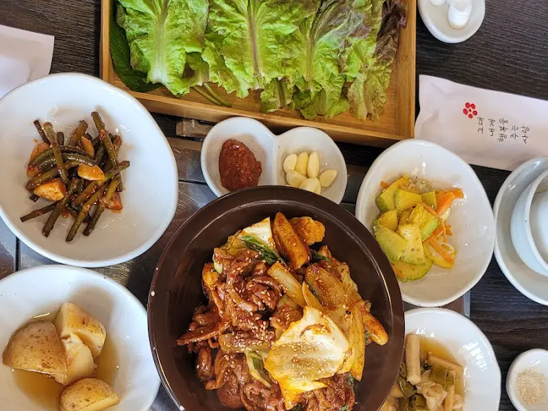 오리고기 한 상 차림