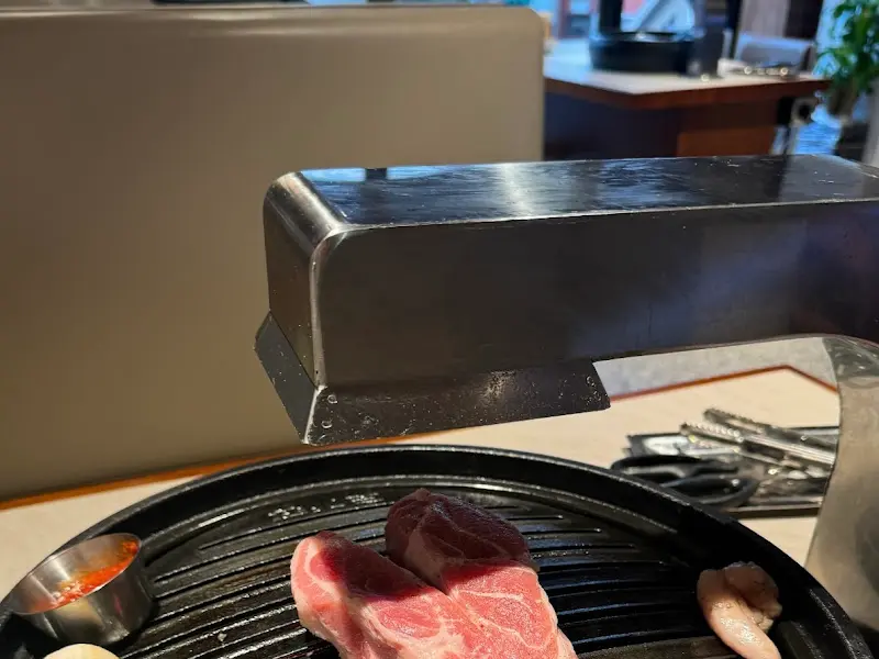 고기를 굽는 불판