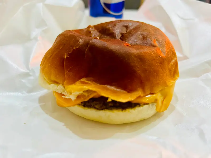 불고기 버거의 먹음직스러운 모습