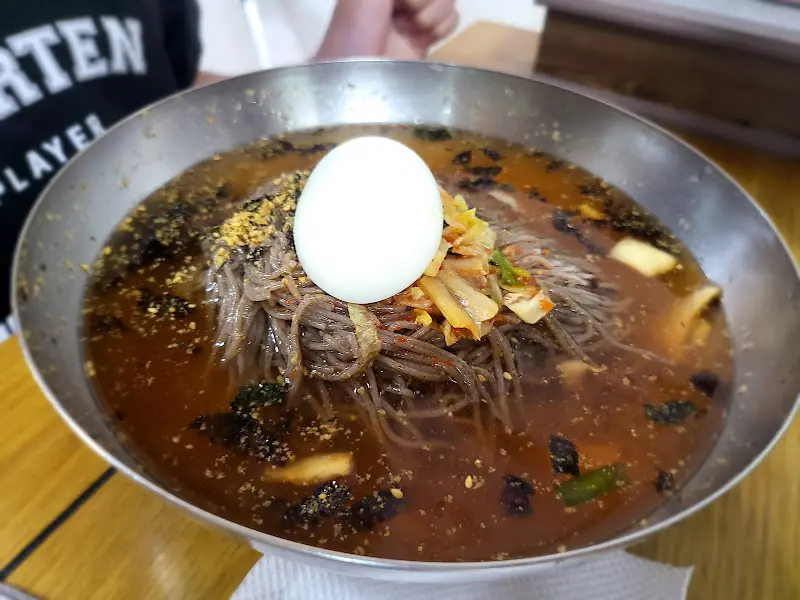 물 막국수의 디테일 샷