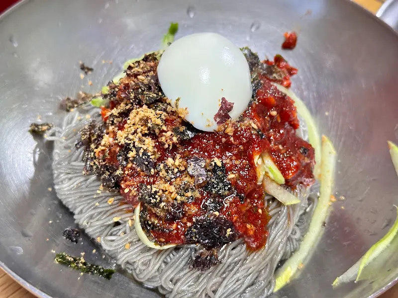 가자미 회 냉면 항공 샷