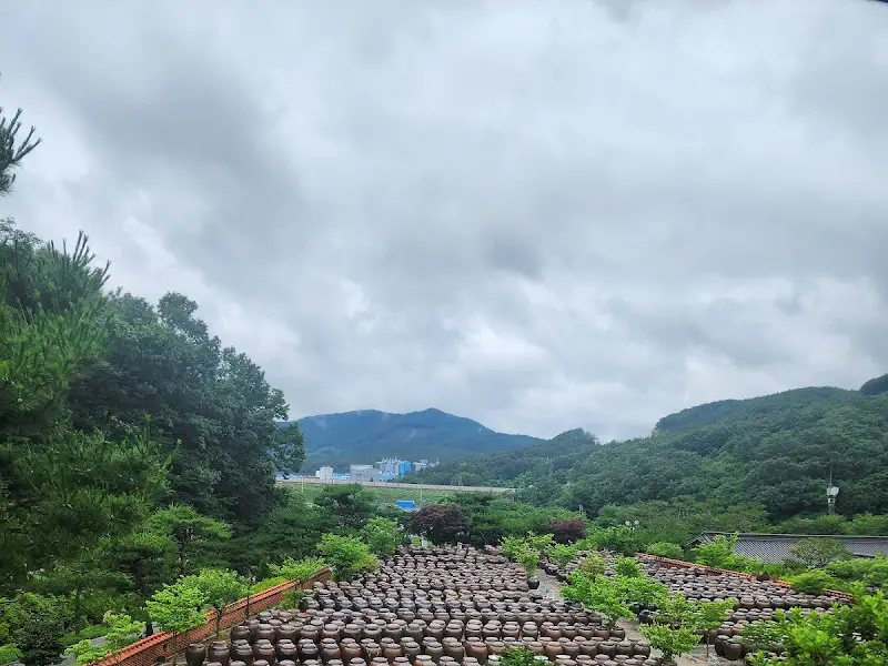 뒤웅박고을 전경