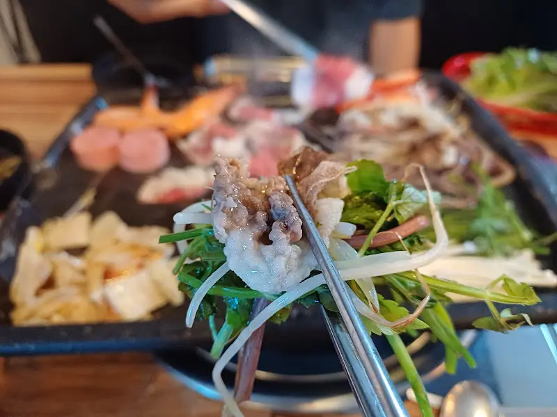 차돌삼합 클로즈업