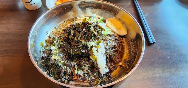 비빔막국수