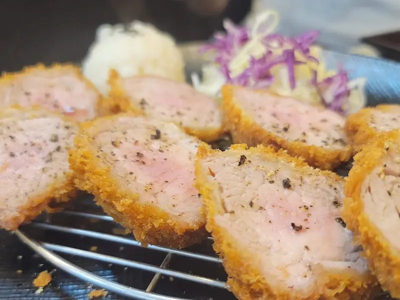 돈코 돈까스 단면