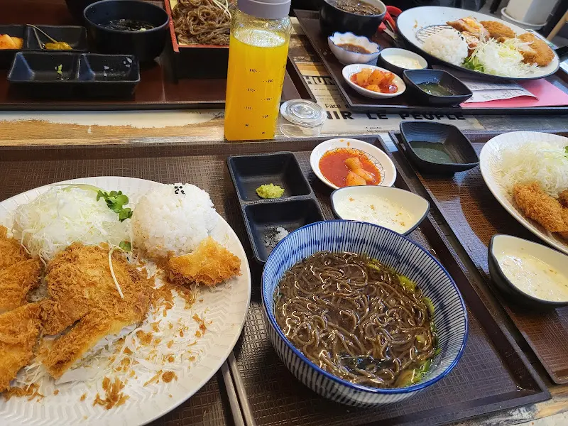 돈까스와 모밀국수