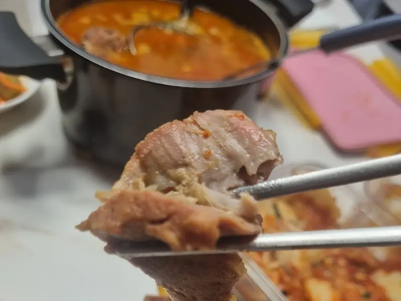 뼈에 붙은 살코기