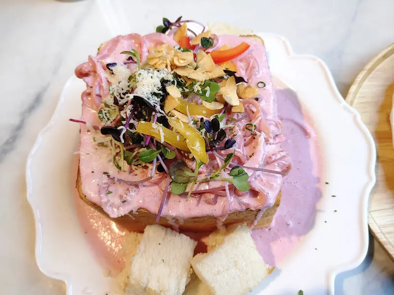 핑크빛 비주얼의 핑크 빠네