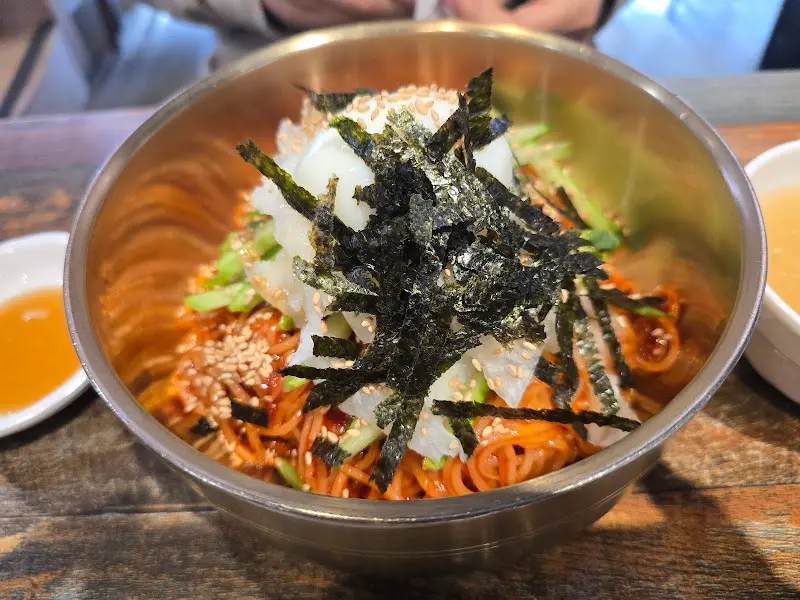 락원이북만두 비빔국수