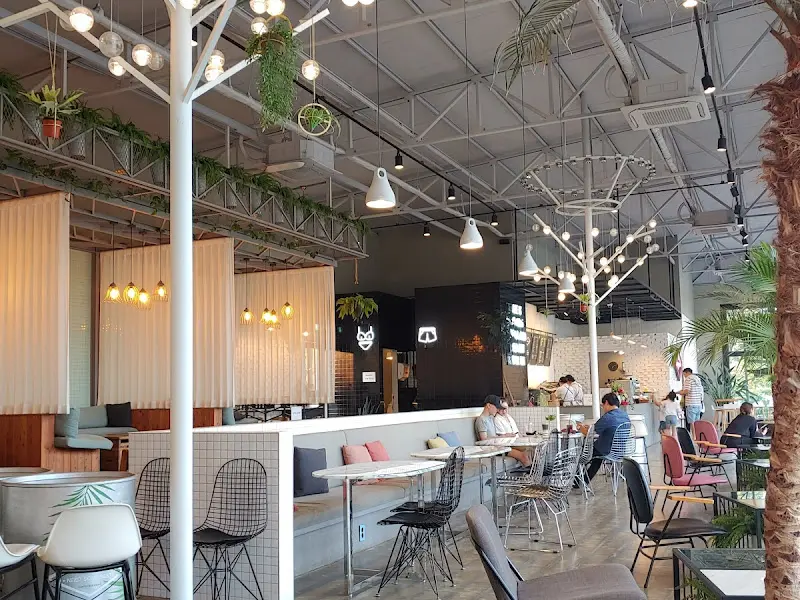 카페 내부 좌석