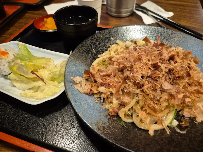 가쓰오부시 볶음 우동