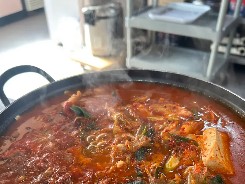 보글보글 김치찌개