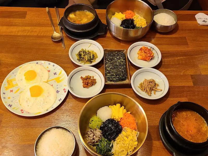 인들레 외부 전경