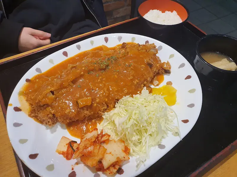 병규돈가스 전체샷