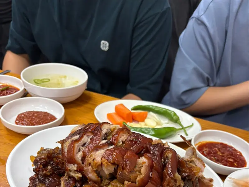 족발과 함께 즐기는 밑반찬