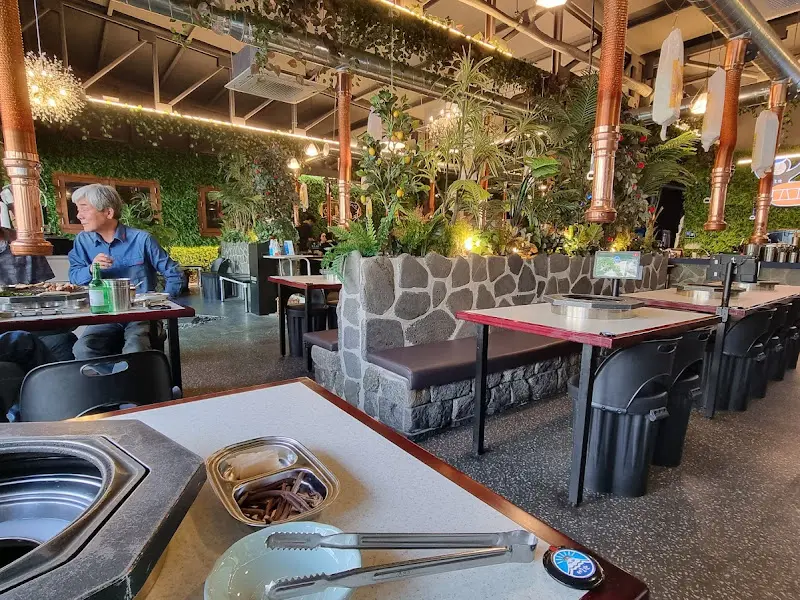 제줏간 내부 인테리어