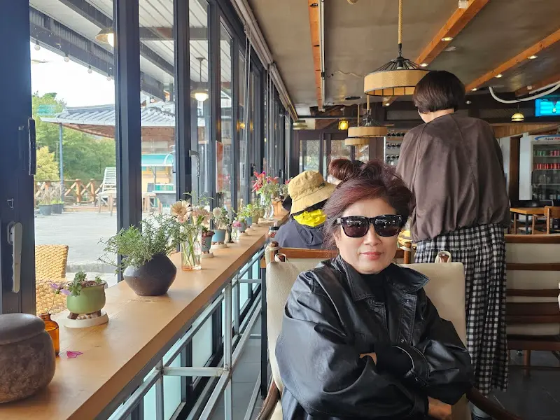 창밖으로 보이는 아름다운 구례 풍경