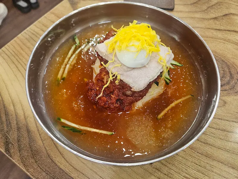 물밀면의 아름다운 자태