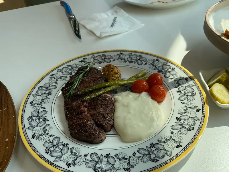 스테이크의 완벽한 단면