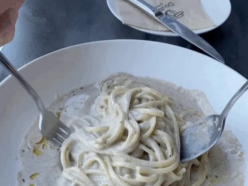 트러플 크림 파스타