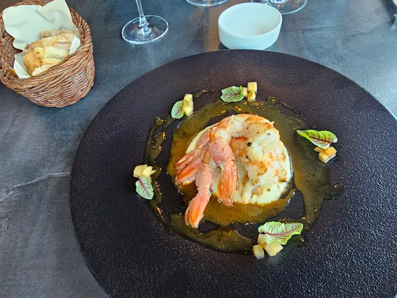 Double T Dining의 요리