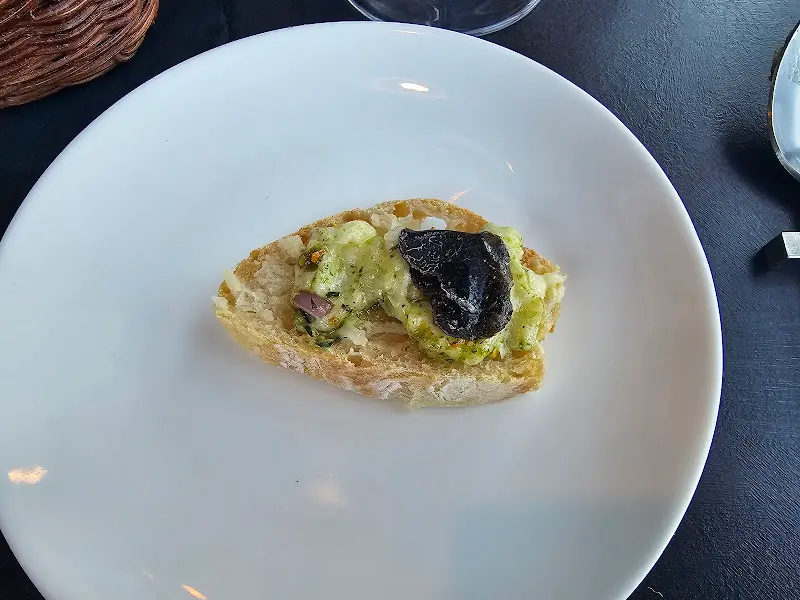 Double T Dining의 요리