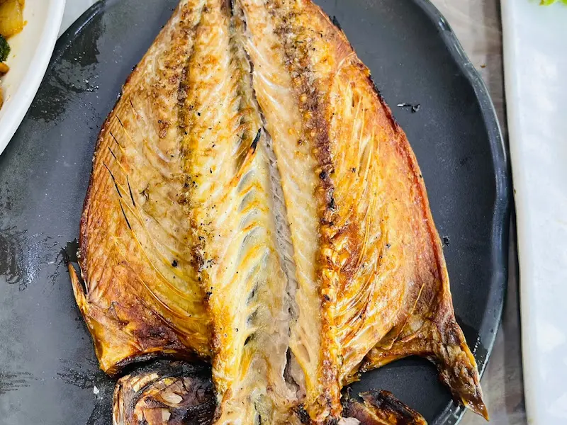 간고등어 근접샷