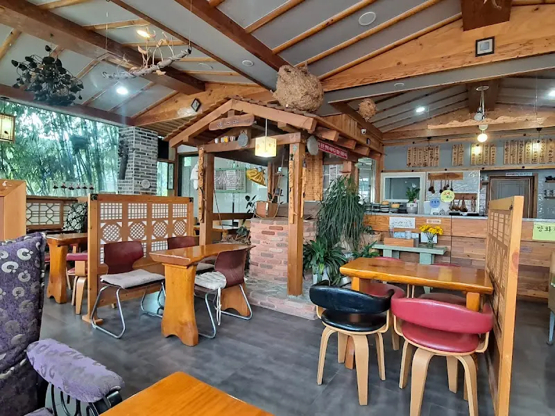 백제연꽃 내부 인테리어